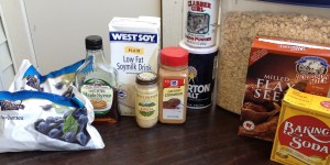 Vegan Oatcakes and Blueberry Syrup