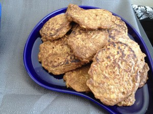 Vegan Oatcakes and Blueberry Syrup