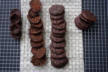 Vegan and Gluten-Free Mint Chocolate Zucchini Cookies