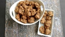 Vegan, Gluten- and Sugar-Free Pecan Butter Oatmeal Cookies