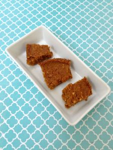 Vegan, Gluten-Free, Sugar-Free Chickpea Pumpkin Blondies