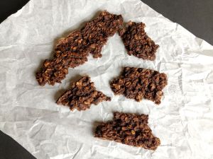 Make breakfast better with this vegan, gluten-free, and sugar-free Chocolate Pumpkin Baked Oatmeal